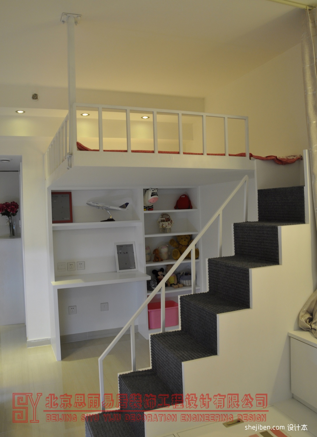欧式风格顶级别墅楼梯设计效果图 – 设计本装修效果图