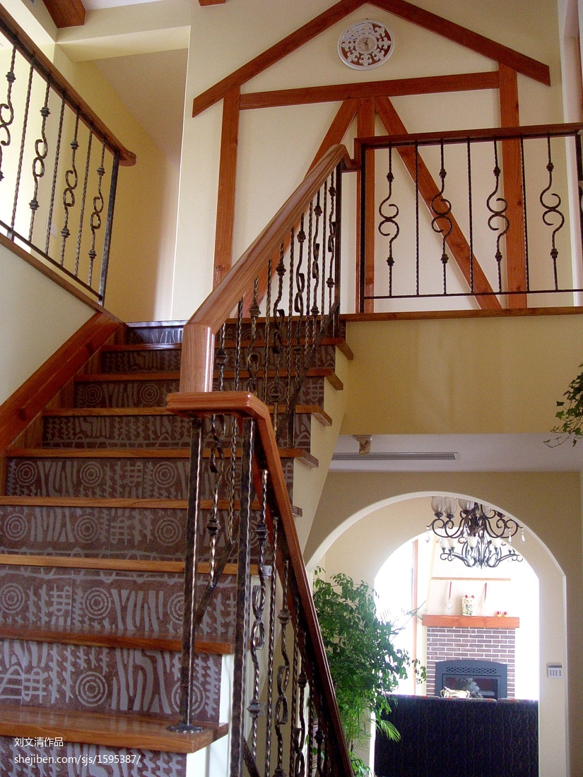 海风格别墅房屋楼梯设计图 – 设计本装修效果
