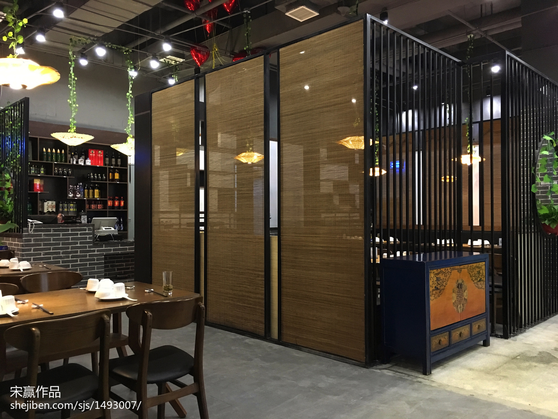 中式餐厅隔断装修案例 – 设计本装修效果图