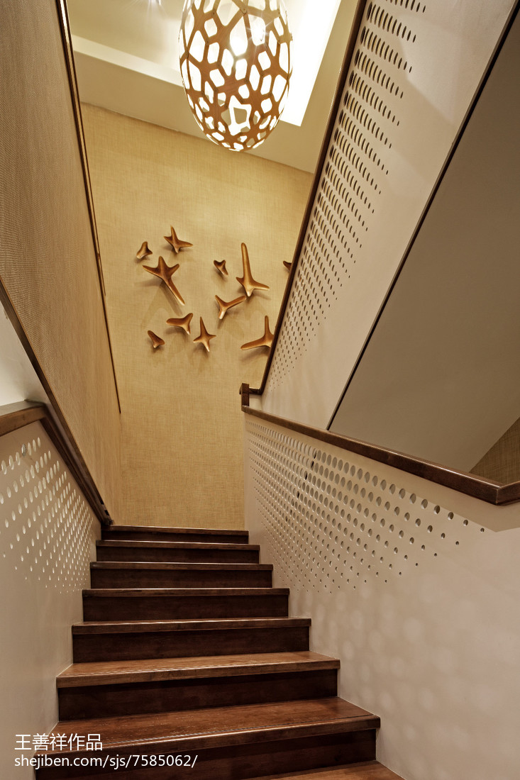 大方茶信餐厅楼梯设计 – 设计本装修效果图