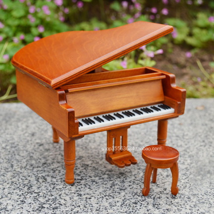 质钢琴八音盒 音乐盒 实用 有意义的生日礼物 创