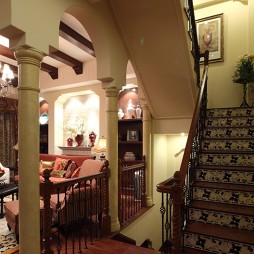 欧式风格样板房家装客厅与楼梯间过道装修效果图