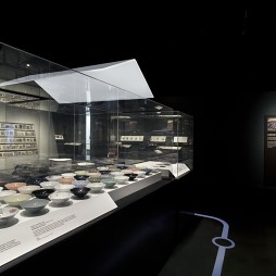 展览设计 – “日本：传统与创新” / nendo