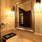 西班牙风格上海某豪宅卫生间洗手盆装修效果图