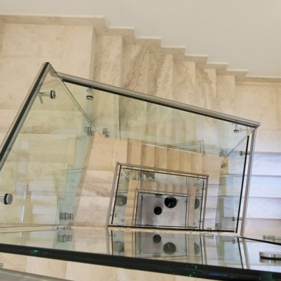 西班牙马略卡岛休闲别墅设计家装复式楼梯装修效果图