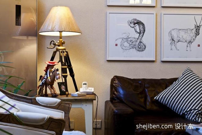 北京某私墅混搭客厅手绘挂画装修效果图