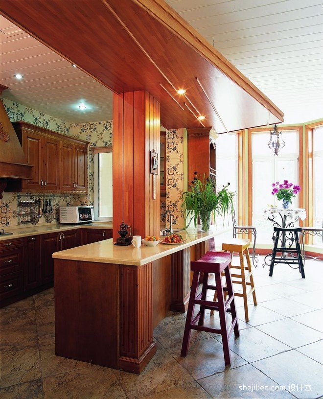 田园风格开放式L型小面积别墅厨房棕色橱柜装修效果图