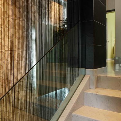 2017现代风格别墅家装玻璃楼梯护栏装修效果图