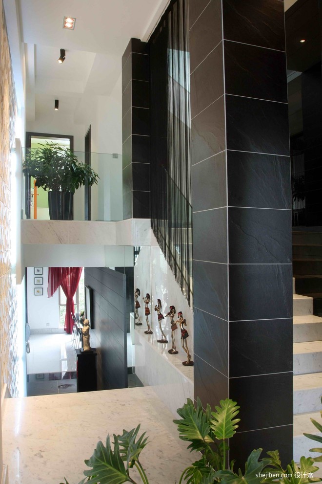2017现代风格别墅室内大理石楼梯板装修效果图
