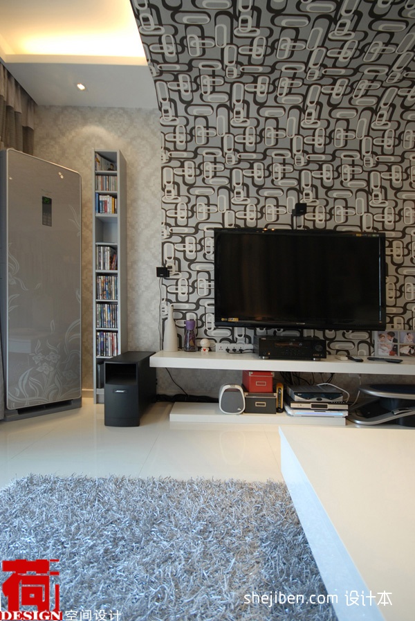 家装二居室最新客厅电视墙造型设计图