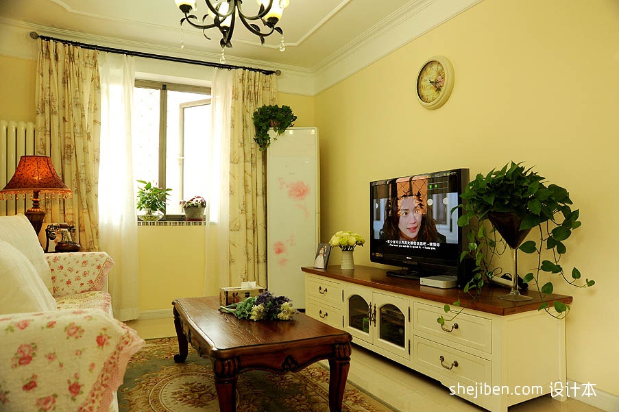 地中海小户型客厅电视墙效果图