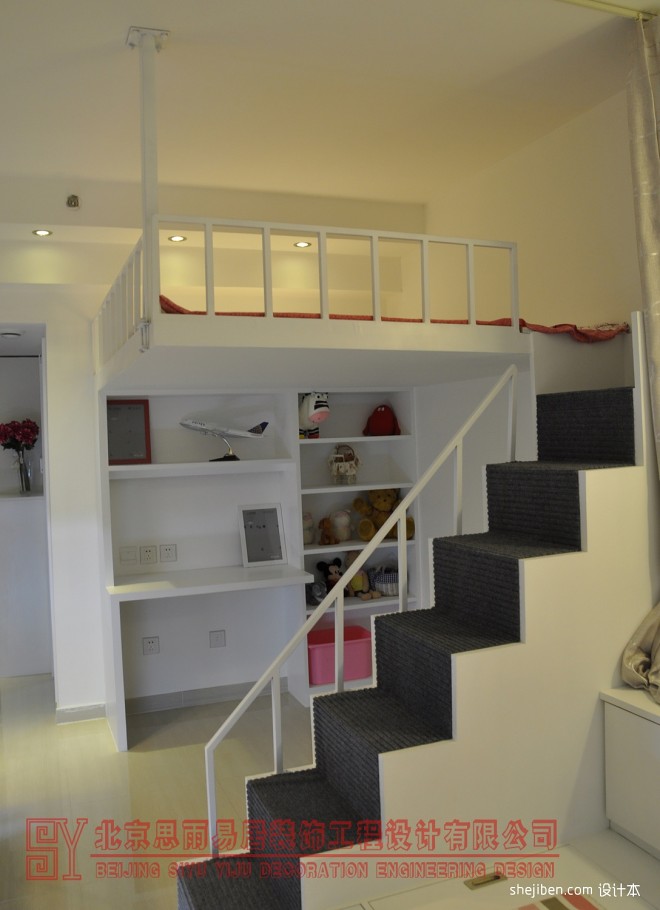 30平米小户型公寓阁楼楼梯间装修效果图