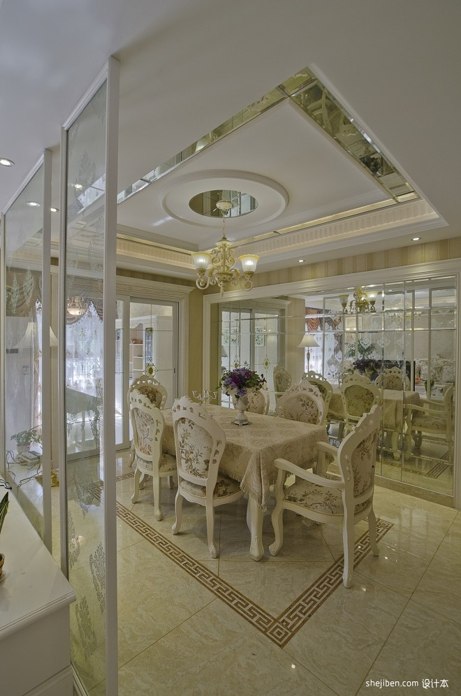 120平米欧式风格餐厅玻璃隔断门设计装修效果图