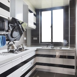 2013现代风格L型小户型整体5平米家庭黑白橱柜厨房黑色瓷砖装修效果图