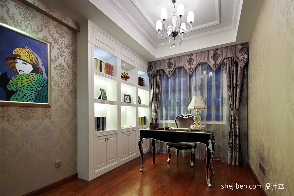 2013欧式风格样板房豪华书房书桌椅子书架窗帘花纹壁纸装修效果图