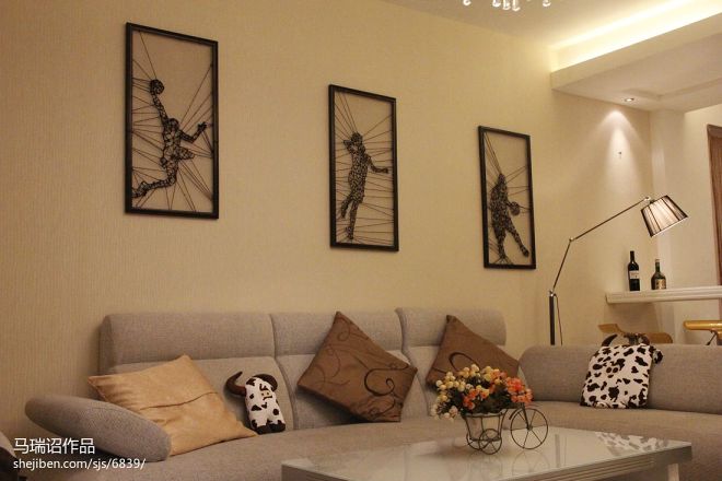 旺南小区四居室现代风格白色调客厅沙发挂画背景墙效果图