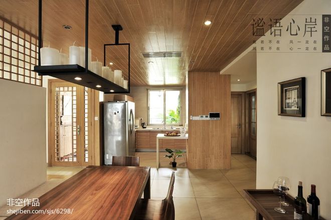 复式混搭实木吊顶厨房餐厅一体化设计效果图