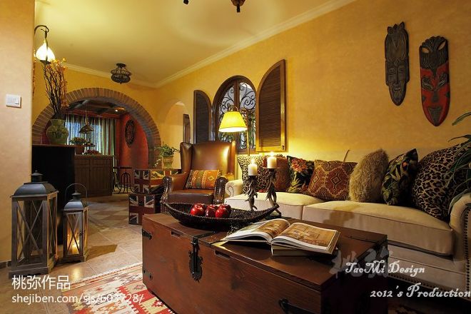 家装美式风格浅黄色客厅沙发背景墙效果