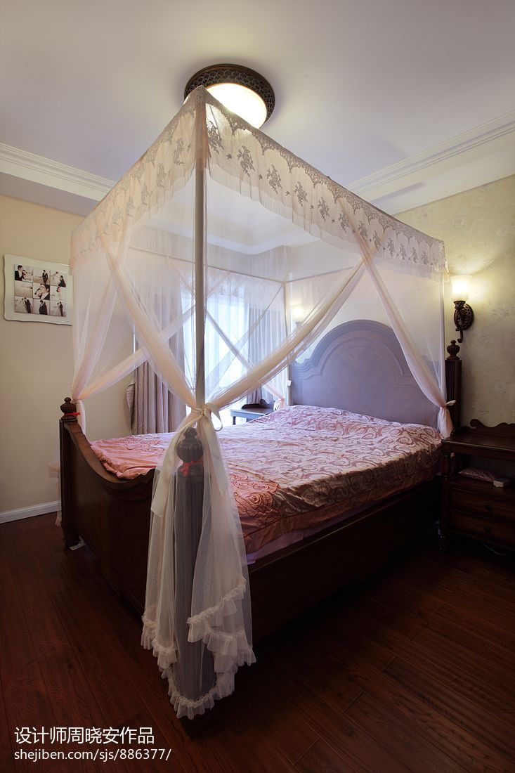 大湖城邦现代美式卧室床帘装修效果图