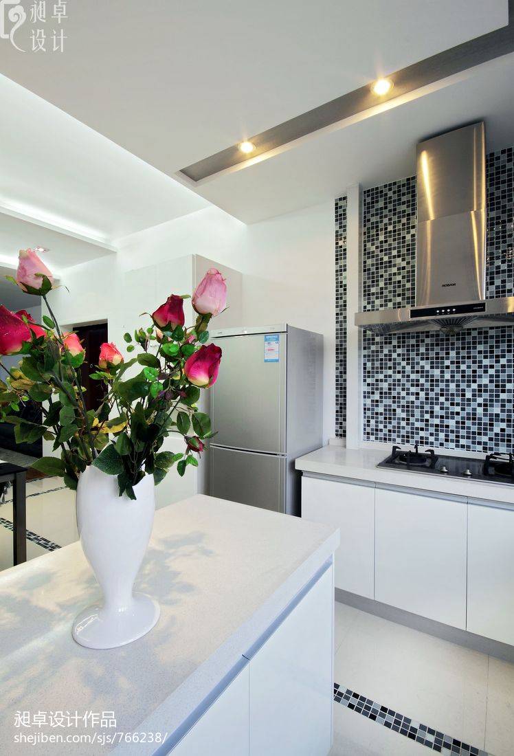 二居室现代风格厨房装修效果图欣赏
