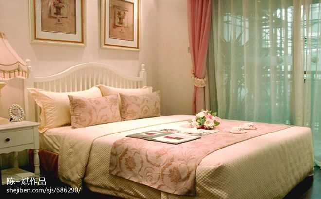 田园时尚小可爱的卧室布置效果图