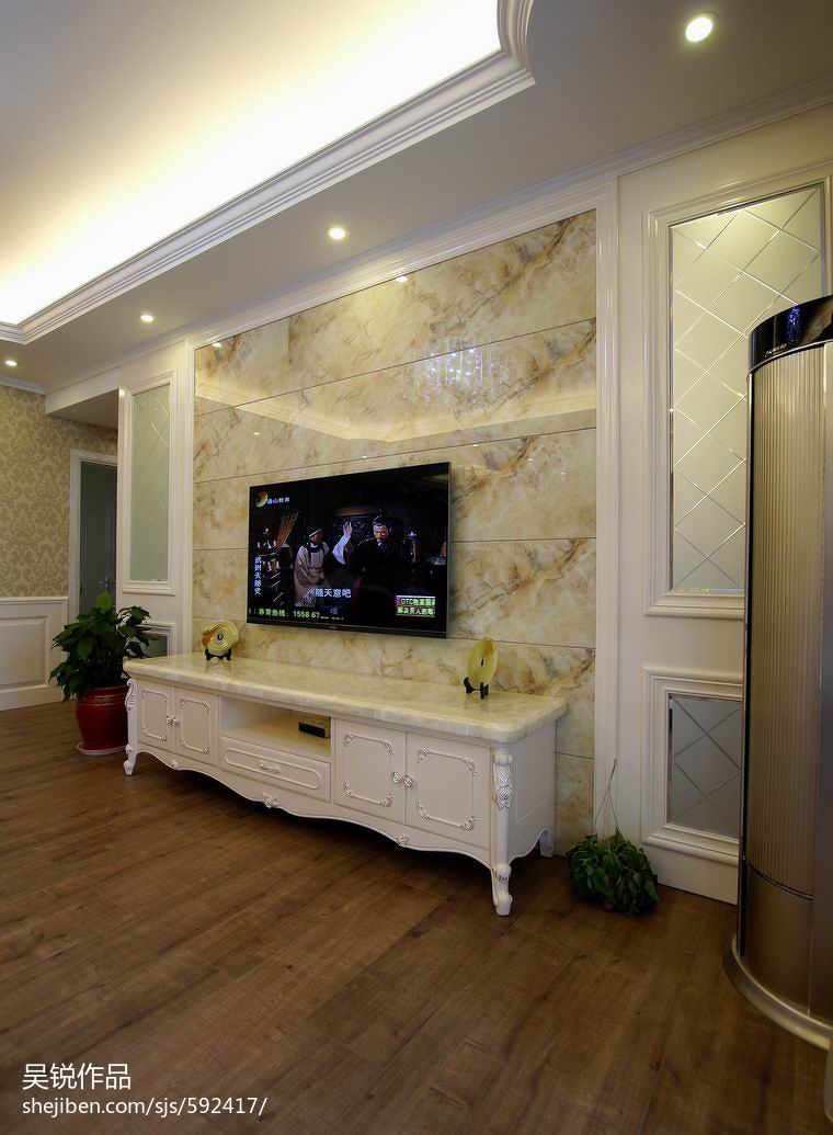 欧式三居室家装客厅电视背景墙装修图片