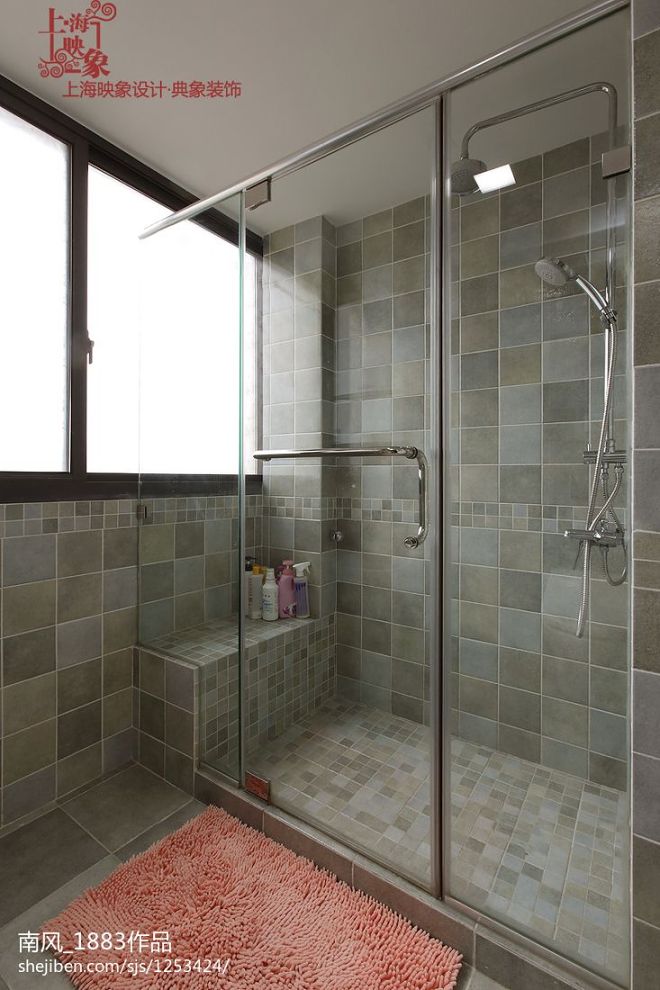 美式小清新卫生间玻璃淋浴房效果图