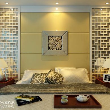 中央悦城_中式卧室时尚镂空床头背景墙装修设计效果图