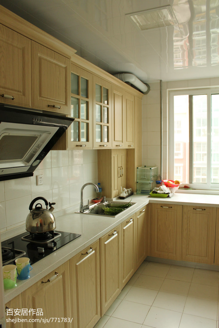 混搭风格装修设计两居室厨房装修效果图