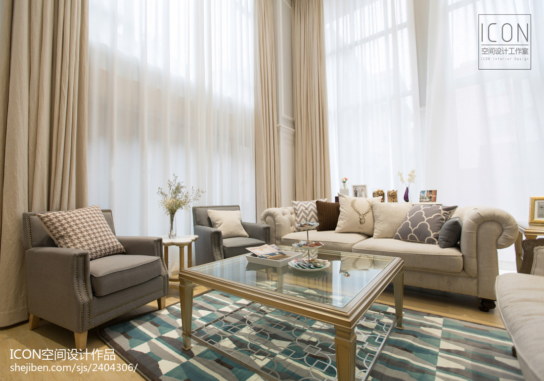 美式风格客厅沙发装修设计图