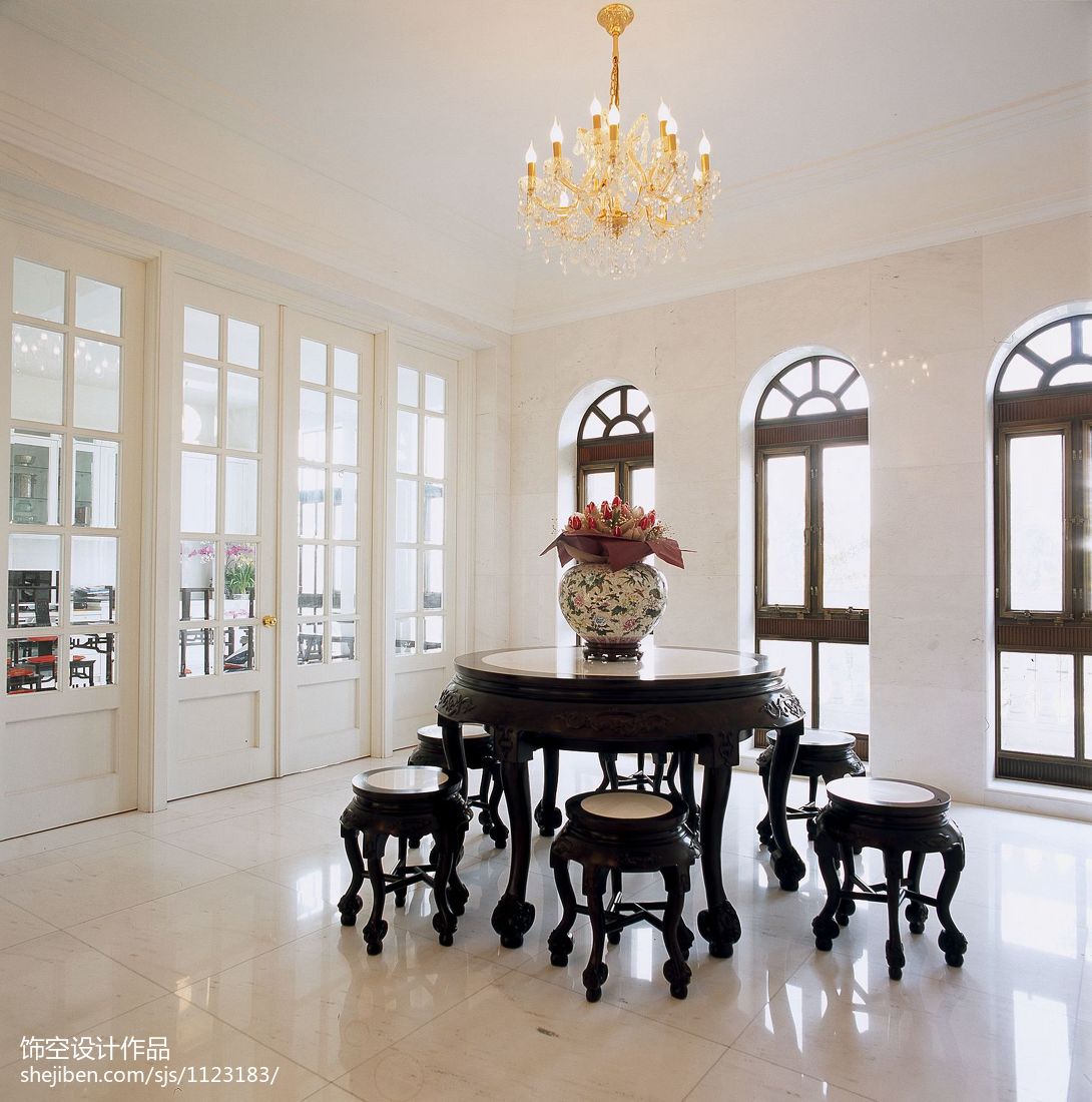 丽宫别墅法式古典风格门窗装修效果图 – 设计本装修效果图