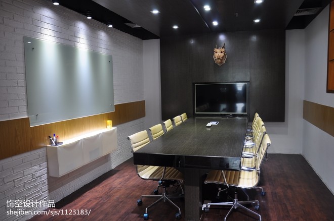 办公空间会议室装修设计效果图