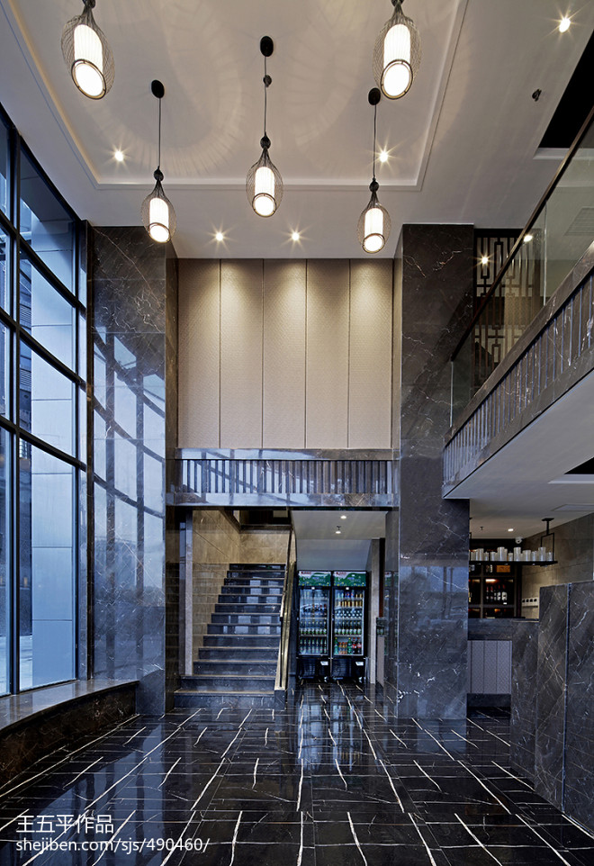 现代风格中餐厅楼梯装修设计