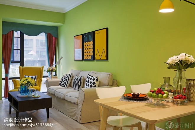 混搭风格客厅绿色墙面装修效果图