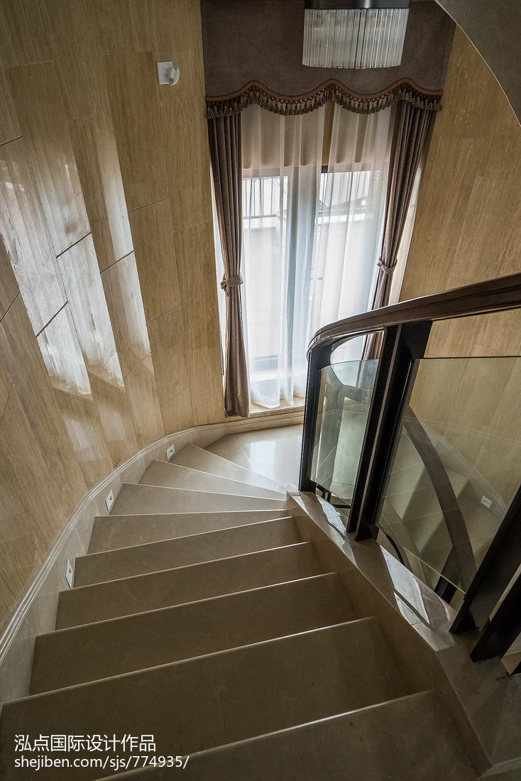 豪华中式风格楼梯装修