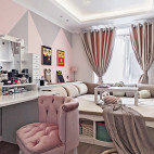 现代风格粉色系卧室装修