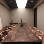 L&L设计事务所木色会议室装修