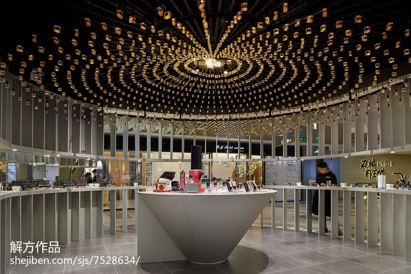上海K11购物门店吊顶设计