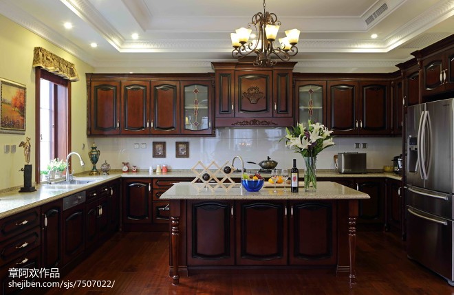 家居美式古典厨房设计