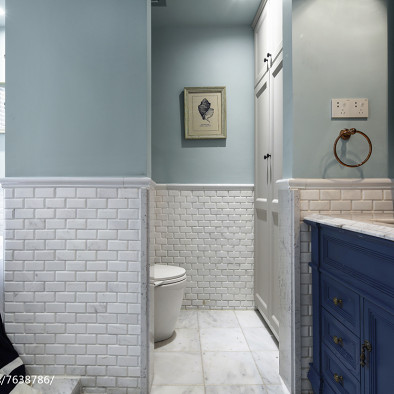 法式风格蓝色卫浴设计
