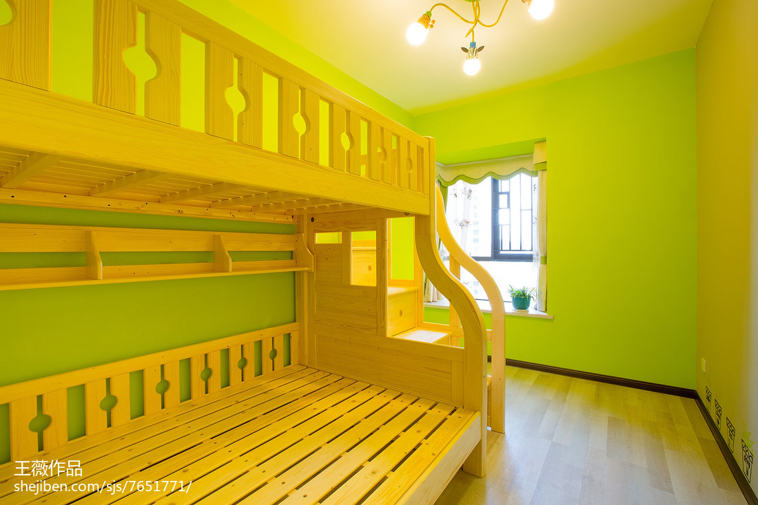 现代风格明亮儿童房设计