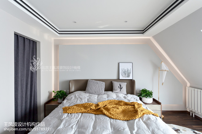 素木优雅现代三居卧室设计图片