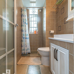 居家美式三居卫浴设计图片