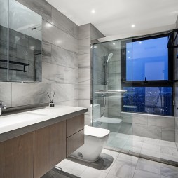 190m² 现代风格卫浴设计图片