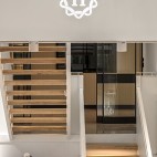 上海哈芙琳服装科技公司楼梯设计
