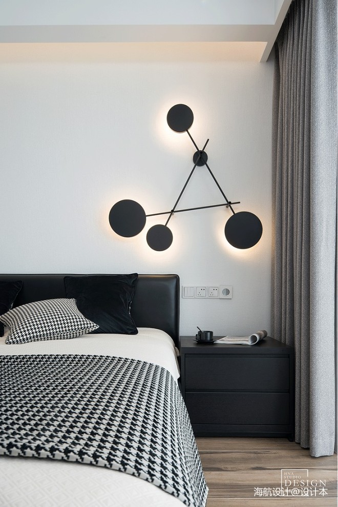黑白极简卧室壁灯设计
