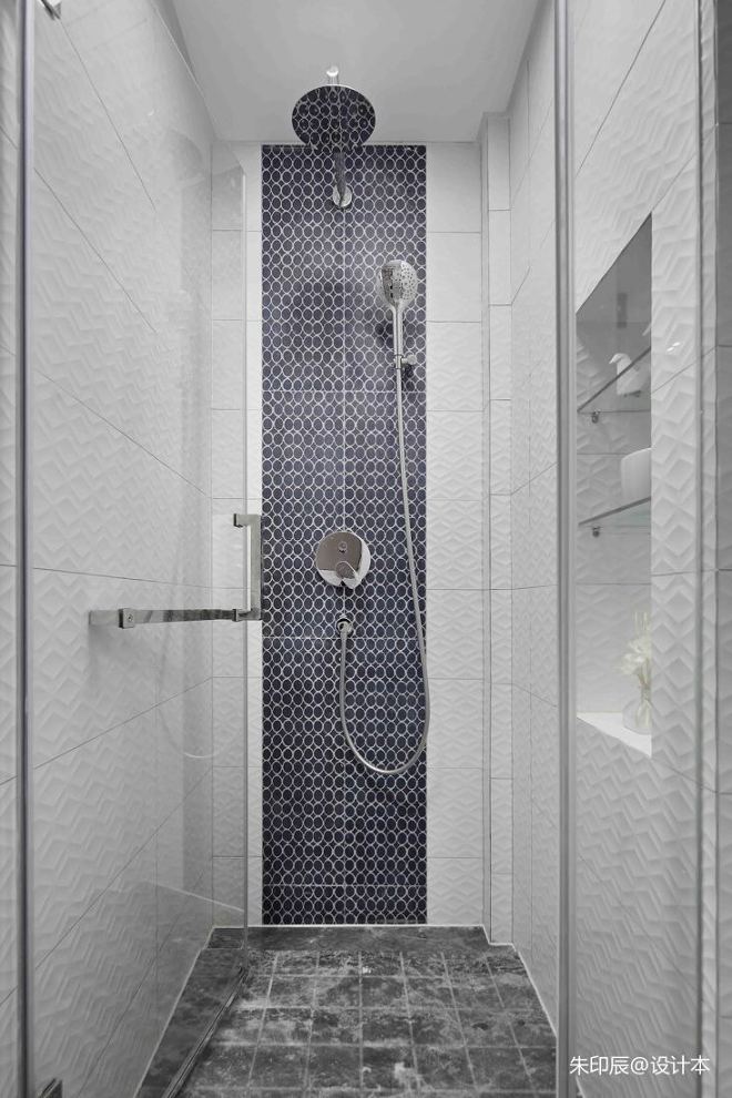 黑白系现代淋浴区设计图