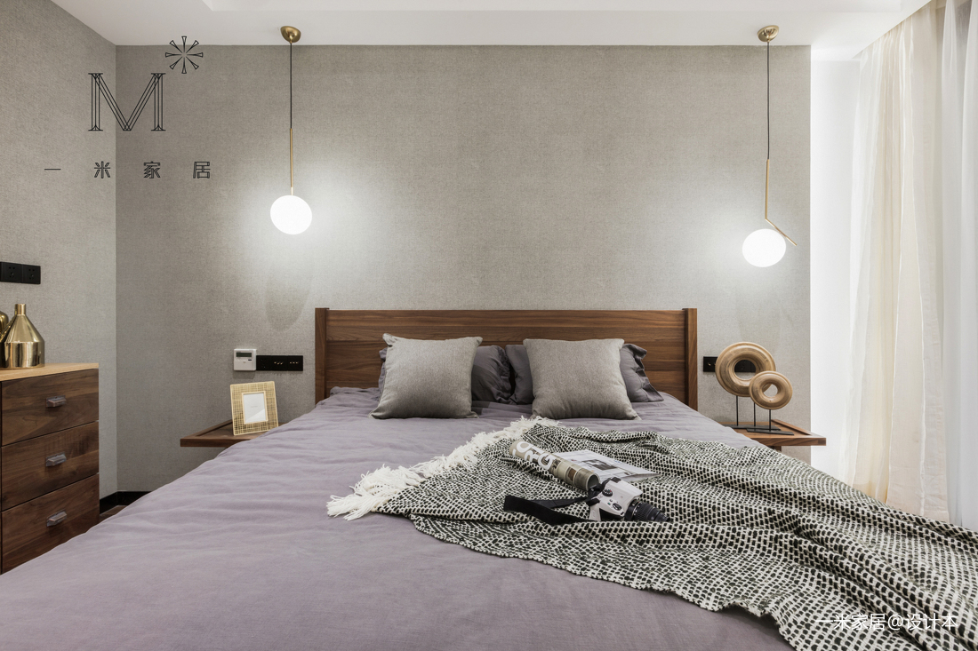 安徒生的色彩北欧复式卧室设计实景图
