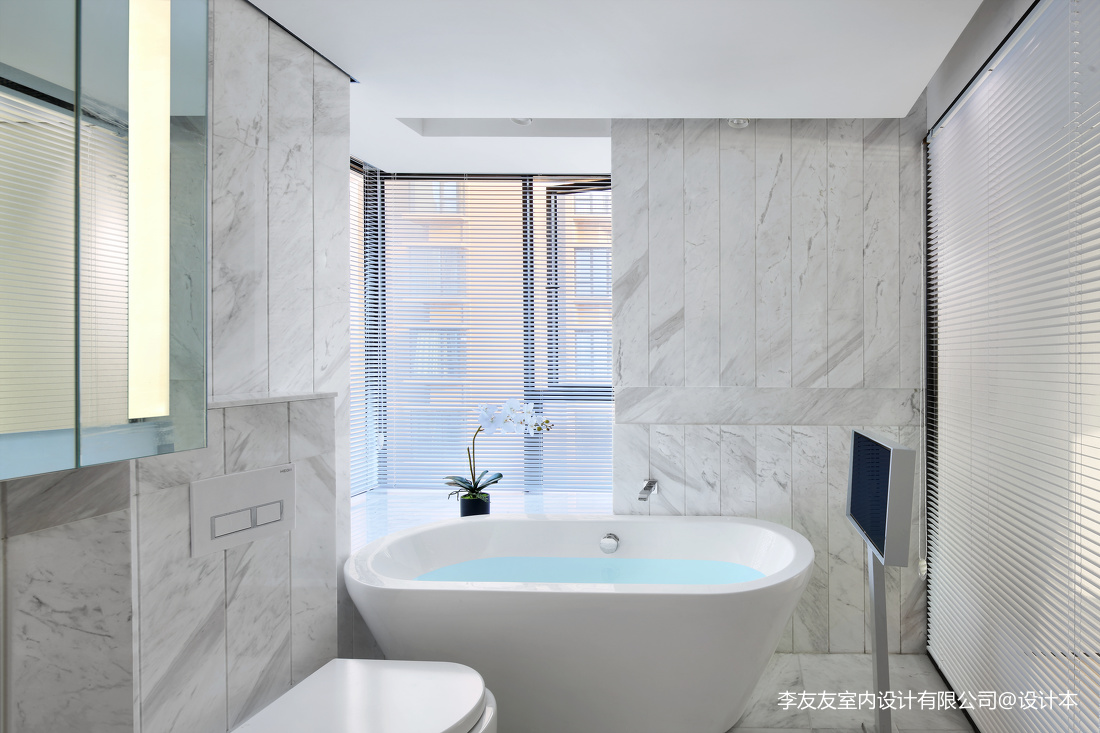 蔚蓝的简约风格三居室卫浴设计