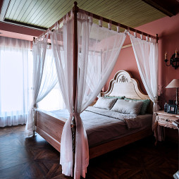 处女座的法式风格复式卧室设计